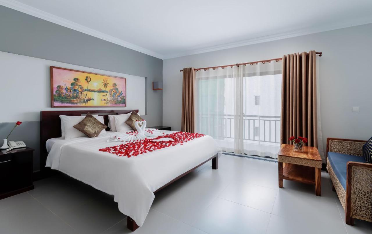 Ratana Angkor Hotel Сіємреап Екстер'єр фото